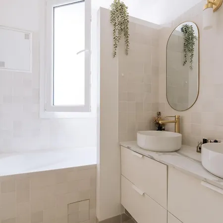 Apartment Gorgeous Modern 1bd Oberkampf!
